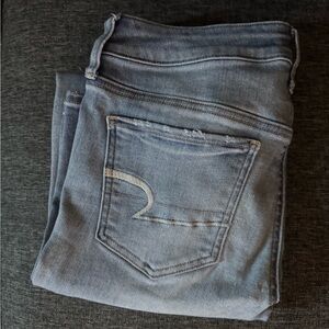 American Eagle Outfitters Light Blue Knee Distress Jeggings